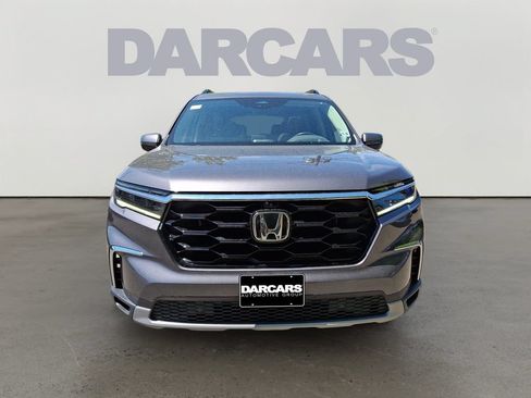 Used 2025 Honda Pilot Elite image 2