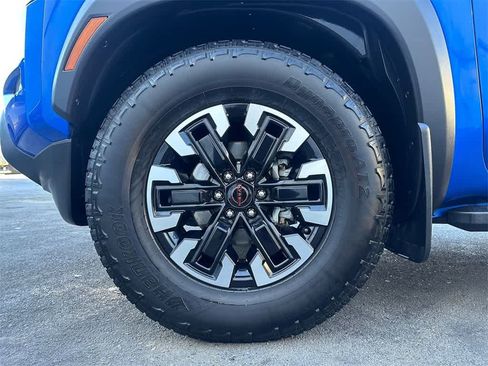 Used 2024 Nissan Frontier Pro-X w/ Pro Convenience Package image 8
