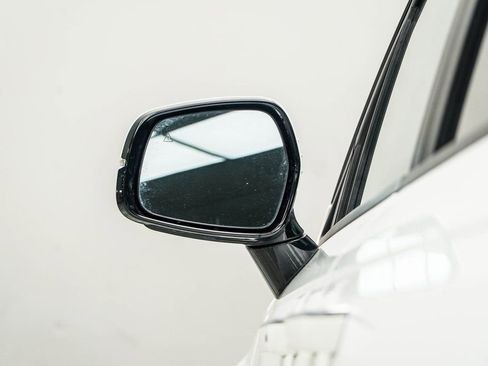 Used 2024 Kia Carnival LX image 14