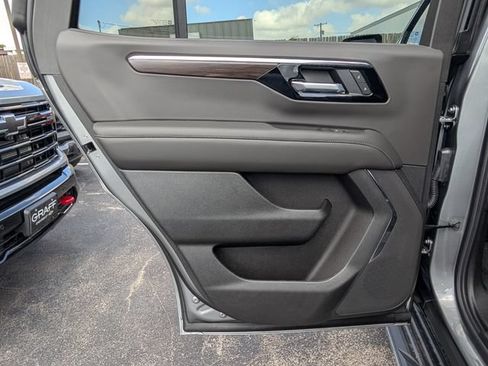 New 2026 Chevrolet Tahoe LS RWD image 9