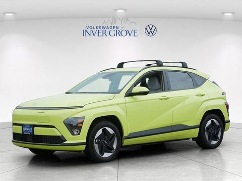 Used 2024 Hyundai Kona SEL FWD image 3