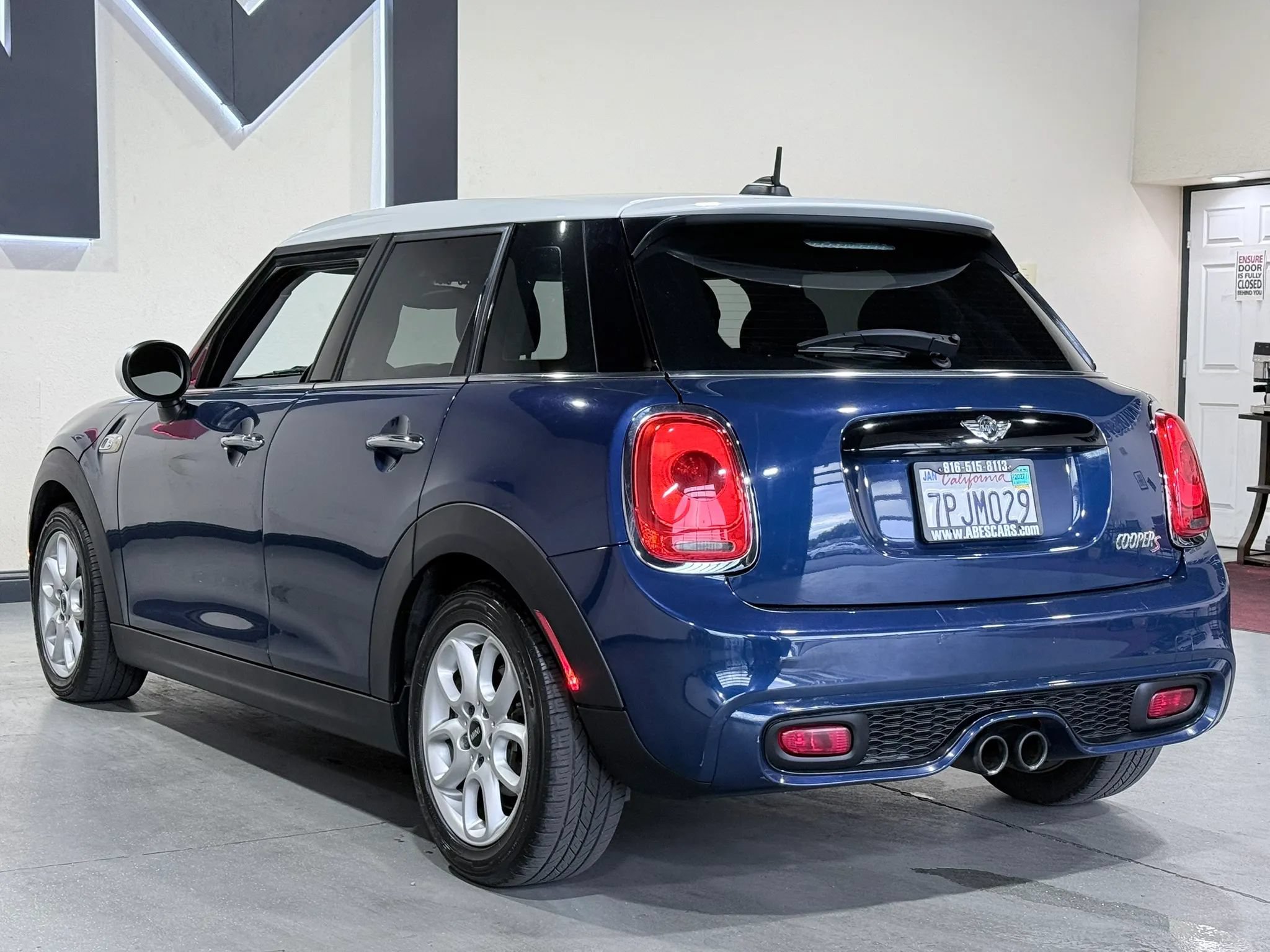 Used 2016 MINI Cooper S FWD image 6