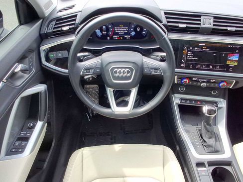 Used 2023 Audi Q3 2.0T Premium Plus w/ Premium Plus Package AWD/4WD image 27