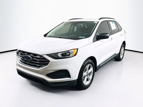 Used 2021 Ford Edge SE FWD image 3