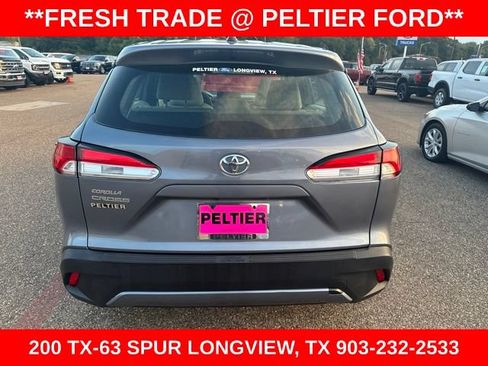 Used 2022 Toyota Corolla Cross L FWD image 9