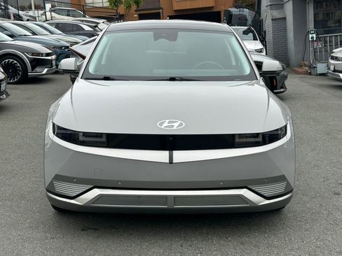 Used 2023 Hyundai Ioniq 5 Limited RWD image 2