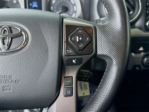 Used 2022 Toyota Tacoma SR5 image 22