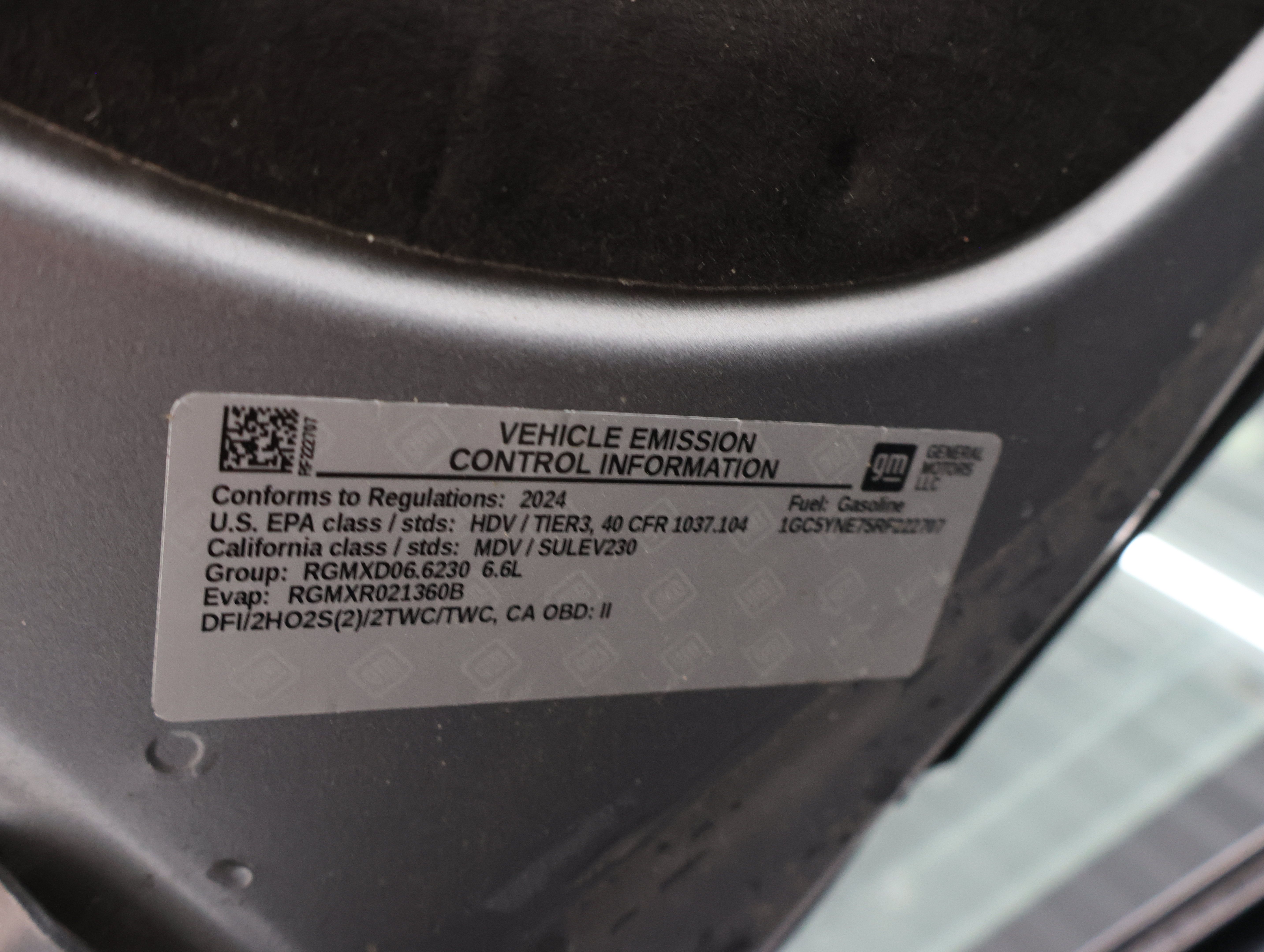 Used 2024 Chevrolet Silverado 2500 LT AWD/4WD image 25