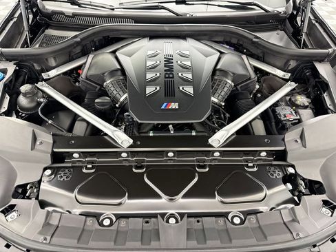 New 2026 BMW X7 M60i image 28