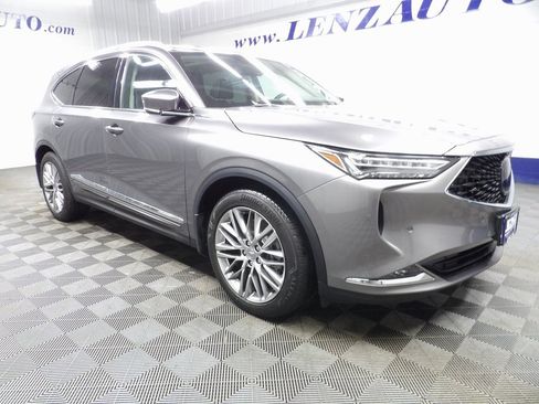 Used 2023 Acura MDX SH-AWD w/ Advance Package image 3