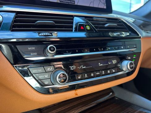 Used 2021 BMW 530i image 29