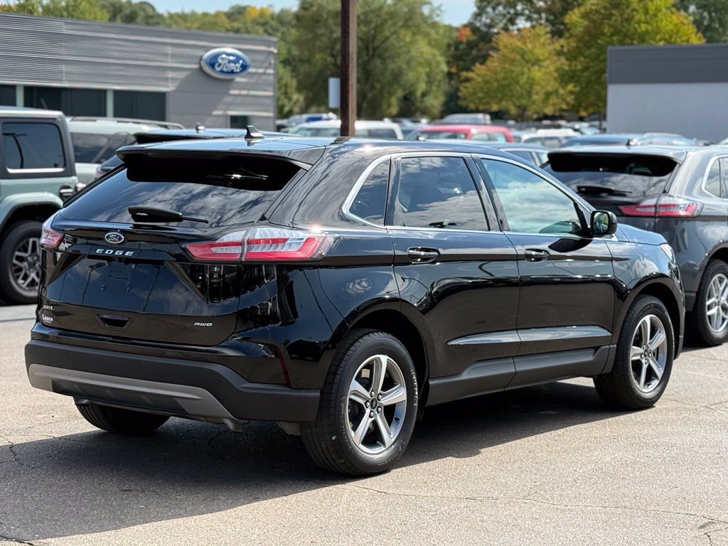 Used 2024 Ford Edge SEL w/ Convenience Package AWD/4WD image 36
