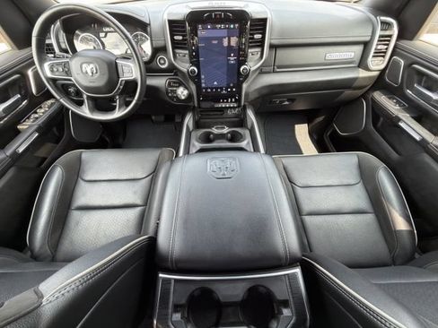 Used 2023 RAM 1500 Laramie AWD/4WD image 11
