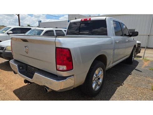 Used 2019 RAM 1500 Lone Star RWD image 4