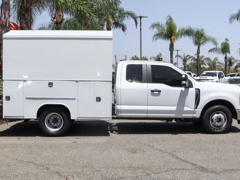 Used 2025 Ford F350 XL w/ XL Chrome Package RWD image 11