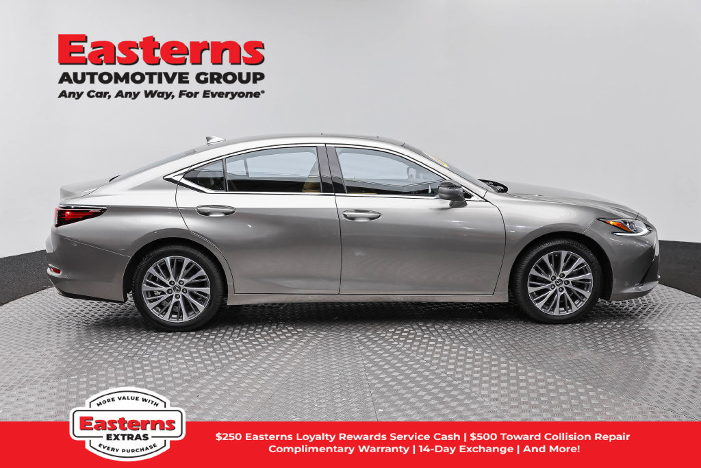 Used 2021 Lexus ES 350 w/ Premium Package FWD image 5