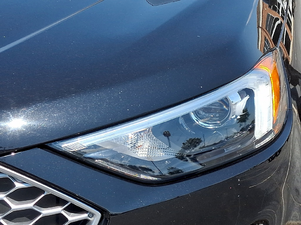 Used 2024 Ford Edge SEL AWD/4WD image 9