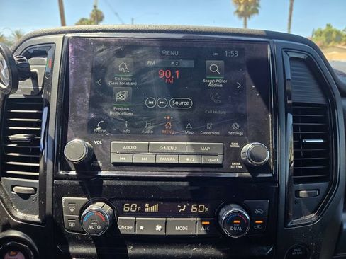 Used 2020 Nissan Titan PRO-4X w/ Pro-4x Convenience Package AWD/4WD image 18
