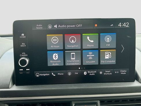 Used 2024 Honda Pilot Touring image 15