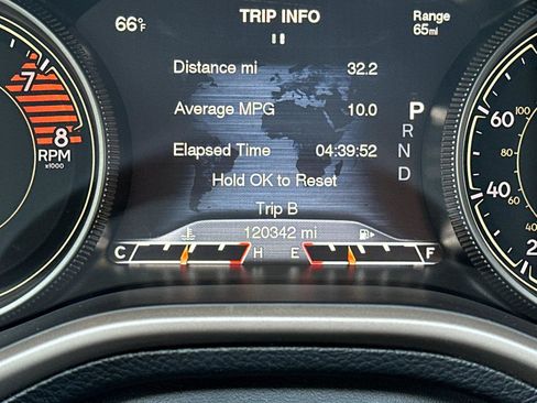 Used 2016 Jeep Cherokee Limited w/ Luxury Group AWD/4WD image 27