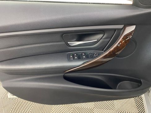 Used 2013 BMW 328i xDrive Sedan image 11