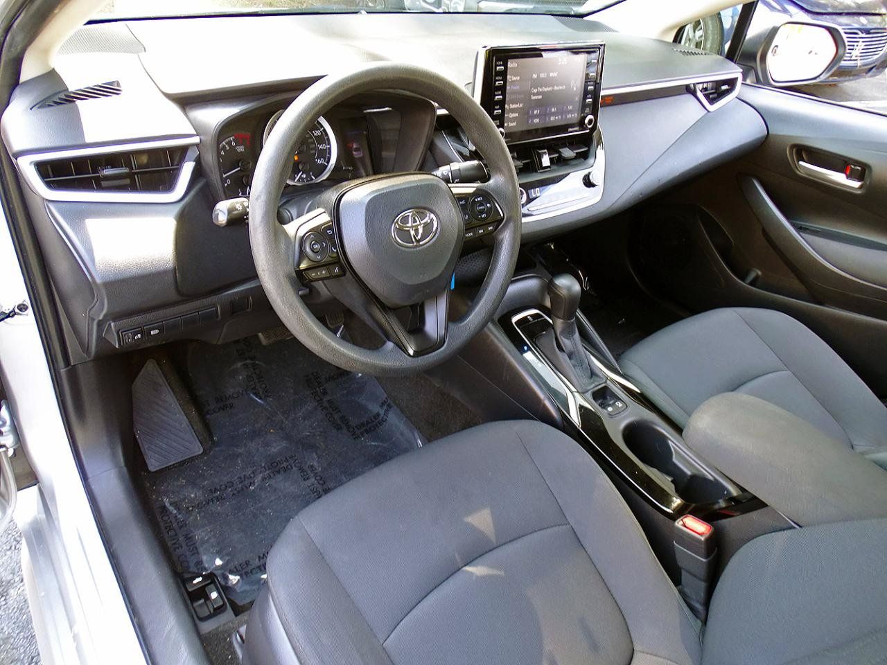 Used 2021 Toyota Corolla LE FWD image 14