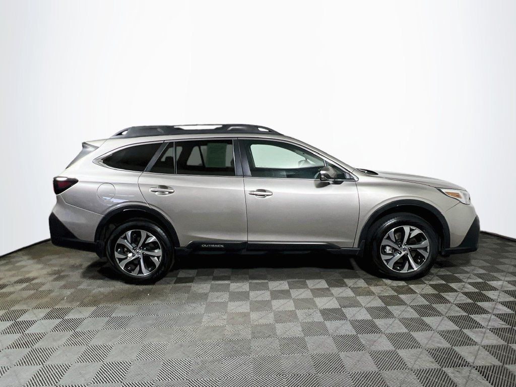 Used 2020 Subaru Outback Limited AWD/4WD image 8