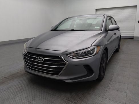Used 2017 Hyundai Elantra SE image 15