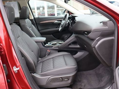 Used 2023 Buick Envision Avenir image 47