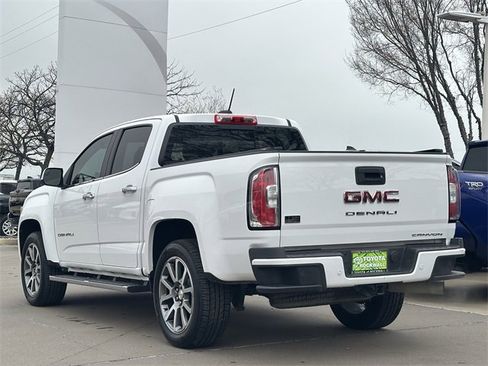 Used 2022 GMC Canyon Denali image 3