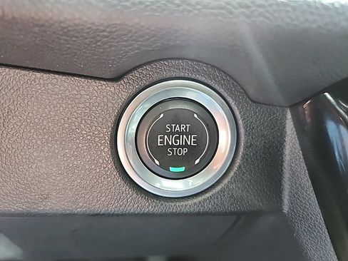 Certified 2024 Chevrolet Traverse Z71 AWD/4WD image 32