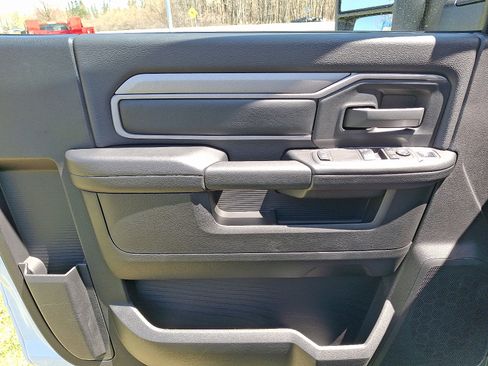 New 2024 RAM 5500 Tradesman AWD/4WD image 12