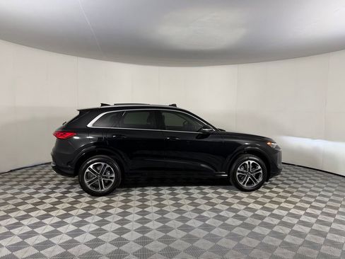 Used 2025 Audi Q5 Premium w/ Convenience Package AWD/4WD image 5