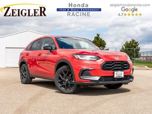Used 2025 Honda HR-V Sport image 1