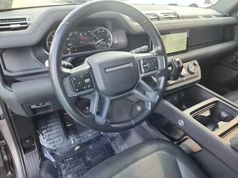 Used 2023 Land Rover Defender 110 X-Dynamic SE image 14