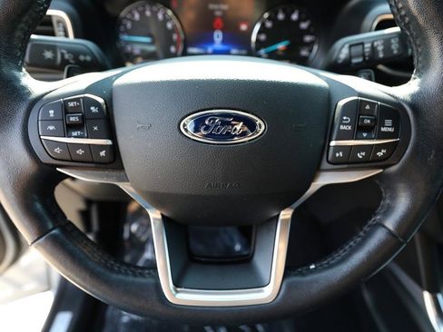 Used 2020 Ford Explorer Limited AWD/4WD image 19