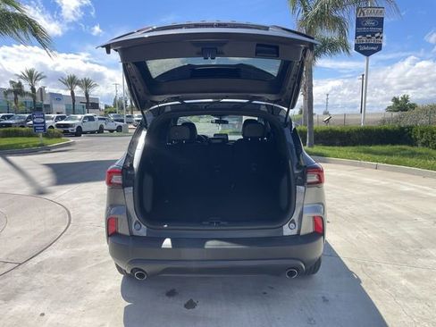 Used 2025 Ford Escape ST-Line FWD image 25