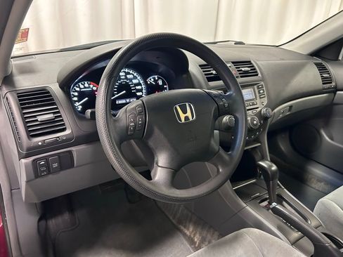 Used 2006 Honda Accord LX image 2