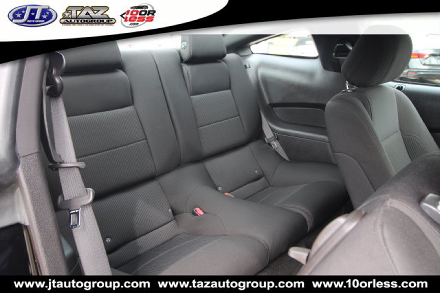 Used 2012 Ford Mustang GT w/ Security Pkg RWD image 13