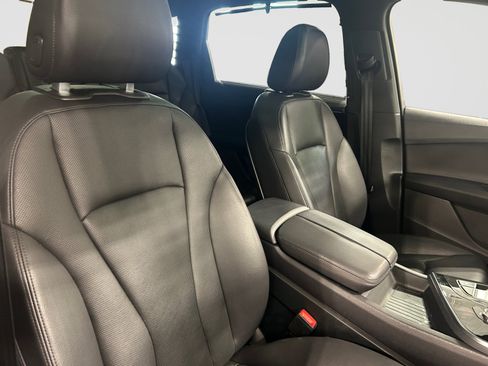 Used 2017 Audi Q7 3.0T Premium Plus w/ Premium Plus Package AWD/4WD image 18