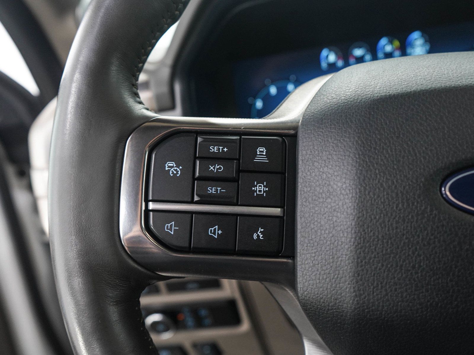 Used 2024 Ford F150 Platinum w/ Equipment Group 703A Plus AWD/4WD image 28