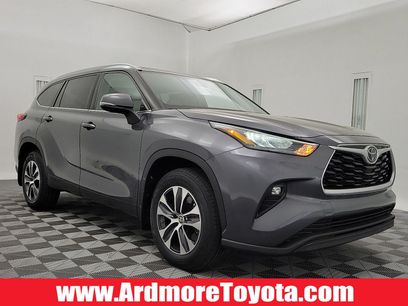 Used 2020 Toyota Highlander XLE