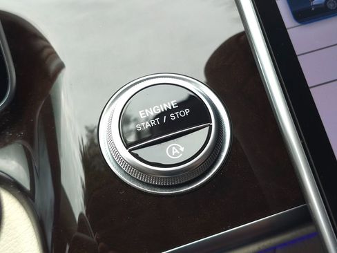 Used 2022 Mercedes-Benz S 500 4MATIC image 66