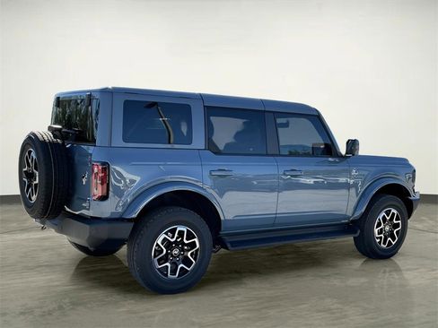 New 2025 Ford Bronco Outer Banks image 10