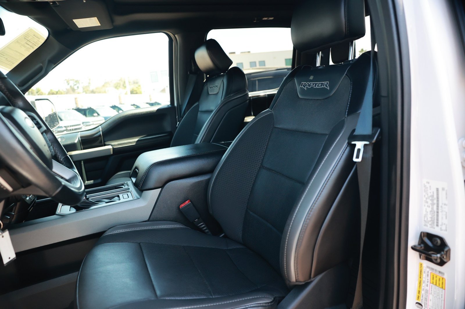 Used 2020 Ford F150 Raptor w/ Equipment Group 802A Luxury AWD/4WD image 19