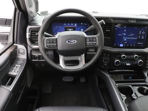 New 2026 Ford F250 Lariat w/ Black Appearance Package image 17