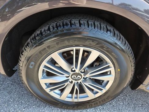 Certified 2022 INFINITI QX80 Luxe w/ Cargo Package AWD/4WD image 22