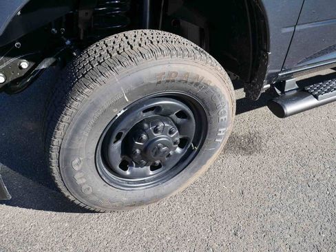 New 2026 RAM 2500 Tradesman AWD/4WD image 12