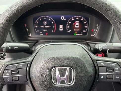 Used 2023 Honda Accord EX image 13