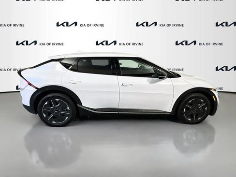 Certified 2025 Kia EV6 Light RWD image 10